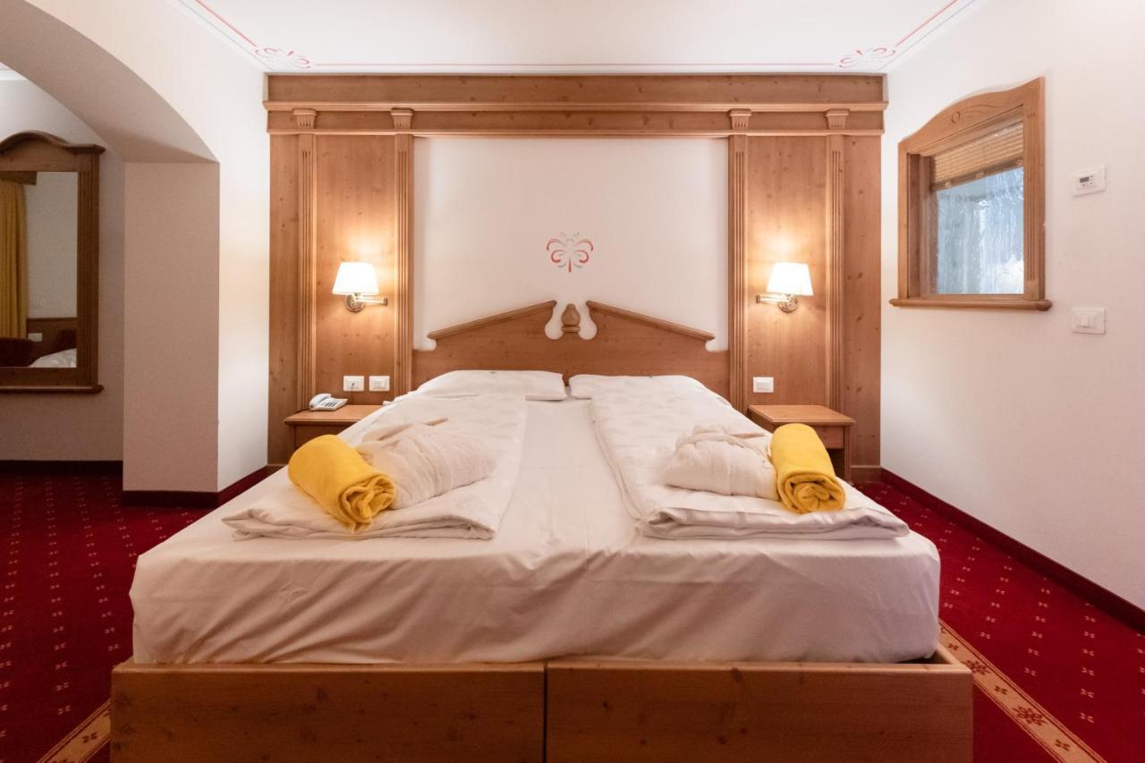 Fanes & Hotel Moena