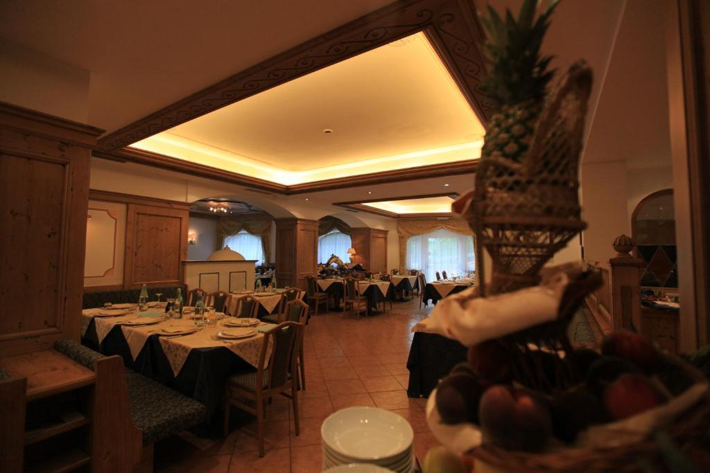 Hotel Fanes & 4*
